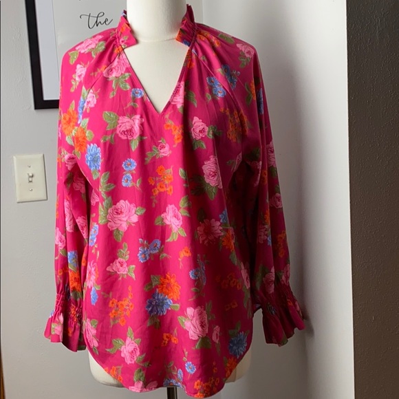 Ann Taylor Tops - ALMOST NEW ANN TAYLOR BLOUSE SZ L